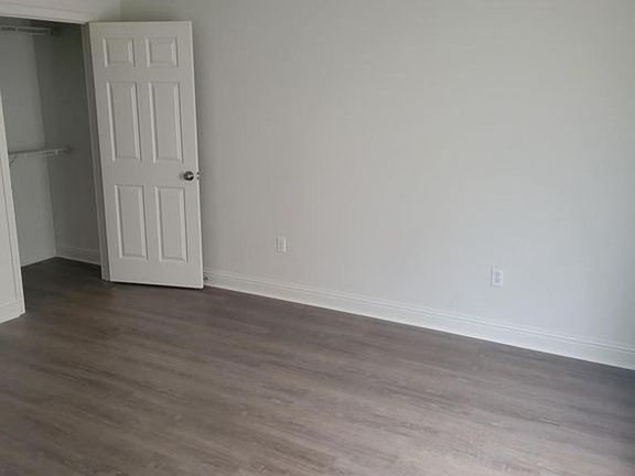 5th image of 1116 Washington Ave #B