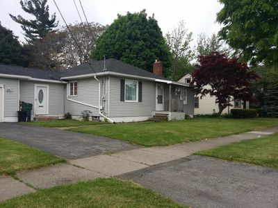 855 Emerson St, Rochester, NY, 14613