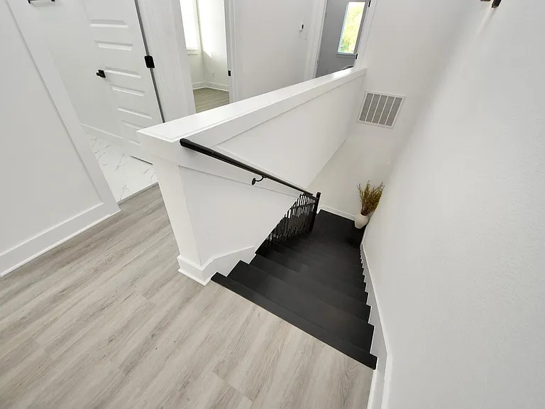 8533 Amadwe St #B — Photo 22