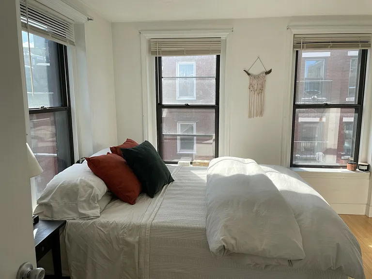 Charter St — Photo 7