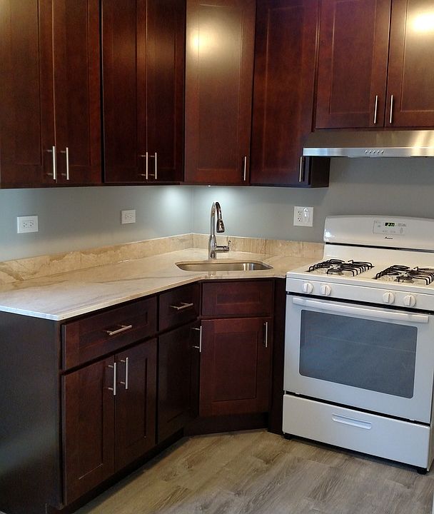 2nd image of 110 Concord Dr APT Gn