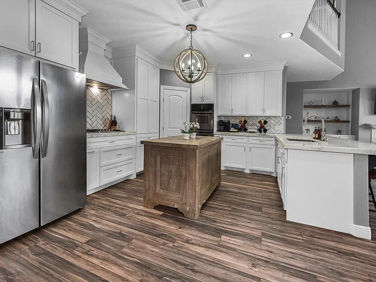 8219 Shoregrove Dr — Photo 4
