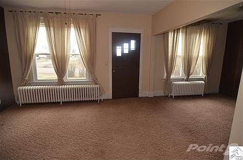 1st image of 402 E Gary St