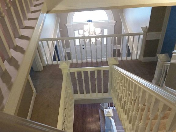 3rd Floor to Foyer View