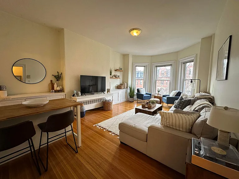 300 Marlborough St #7 — Photo 1