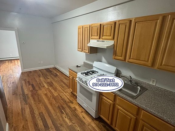 2nd image of 53 Morris St #5B