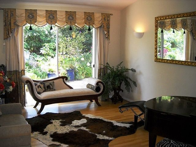 2nd image of 4533 Hollister Ave