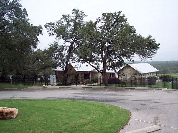 4th image of 169 Western Oaks