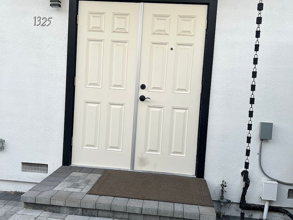 1st image of 1325 Fremont St #1325B