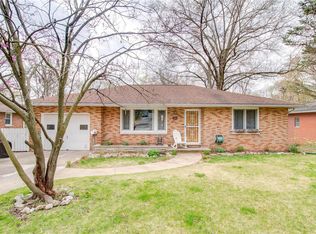 3843 Coronado Dr, Alton, IL 62002