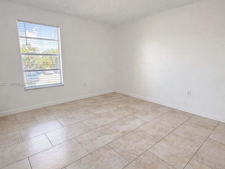 1755 W 60th St #D212 — Photo 15