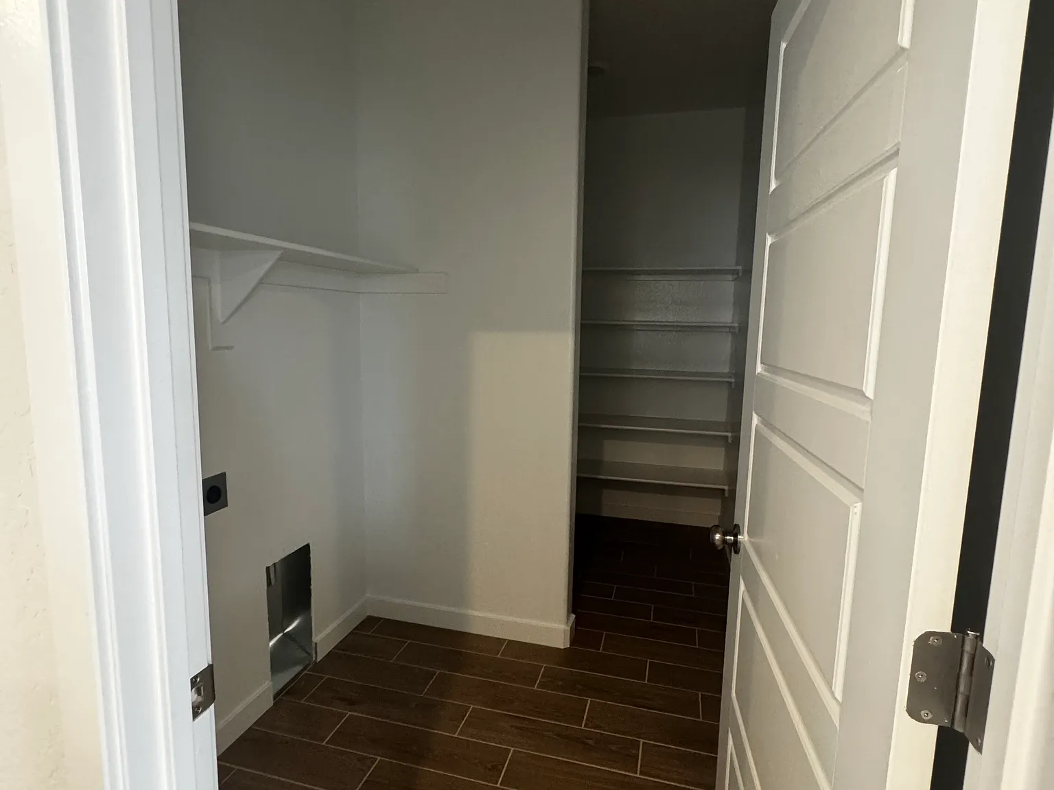 1015 Plum Tree Ave — Photo 3
