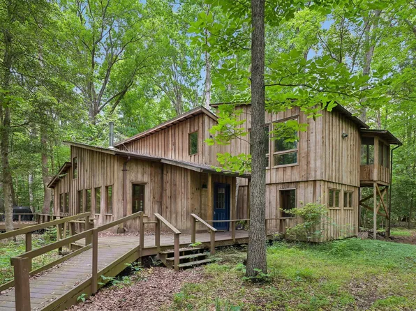 268 Box Turtle Trl, Chapel Hill, NC 27516