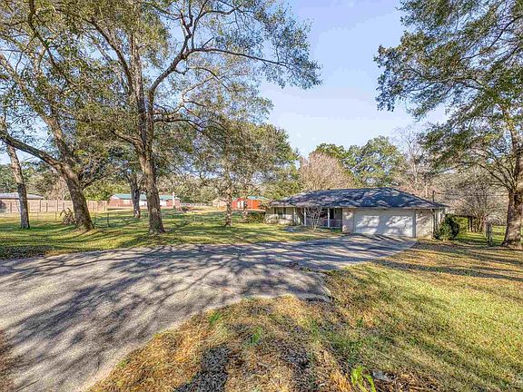 3rd image of 741 Vickery Dr
