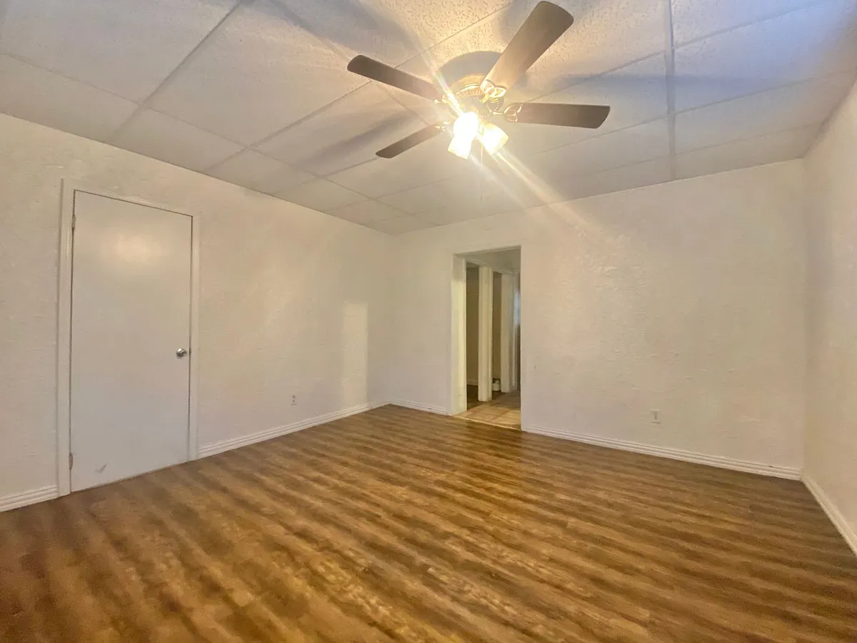 Building Photo - 2307 20th St