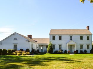 17 Nawthorne Rd, Old Greenwich, CT 06870