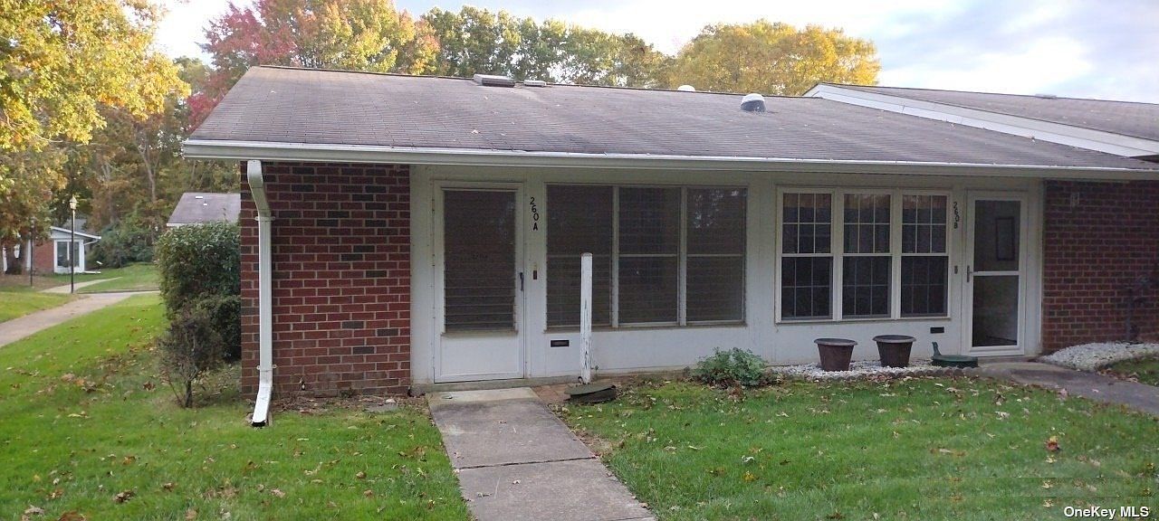 260 Newcastle Court UNIT A, Ridge, NY 11961 Zillow
