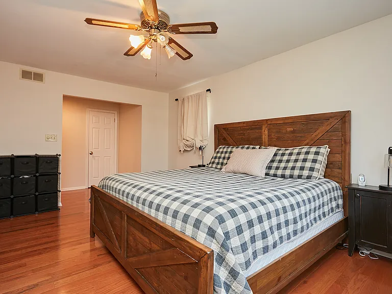 34 Berrien Ave — Photo 24