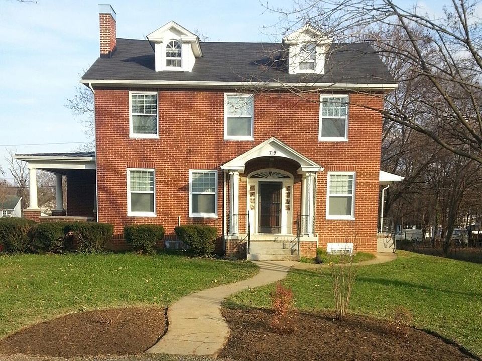 Front view. Apt is 2nd fl back of bldg