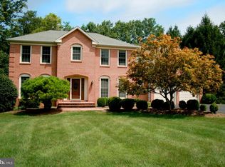10672 Oakton Ridge Ct, Oakton, VA 22124