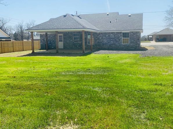 208 W Bryan Ave, Calera, OK 74730