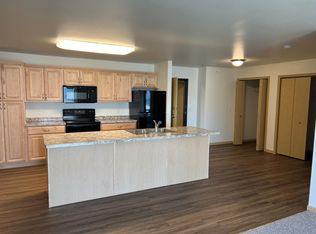 Rose Garden Living, Dyersville, IA 52040