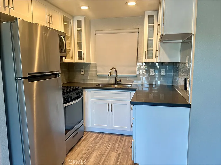 312 Broadway St #4 — Photo 9