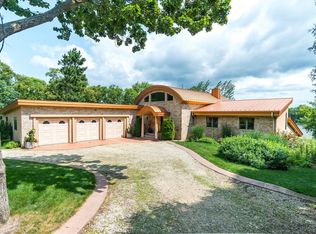30960 Old Mill Rd, La Crescent, MN 55947