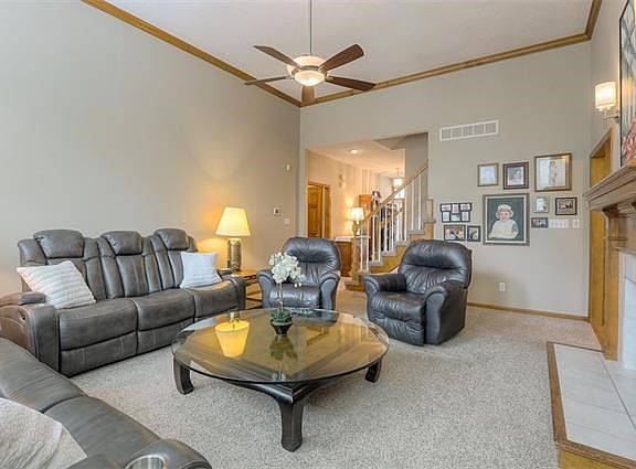 5th image of 8427 W 156th Ter
