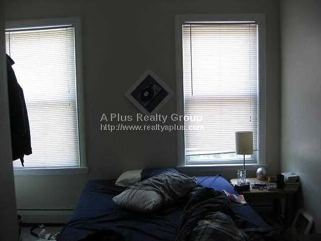 Buckley Ave — Photo 7