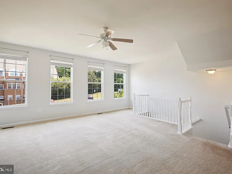 9003 Belo Gate Dr — Photo 10