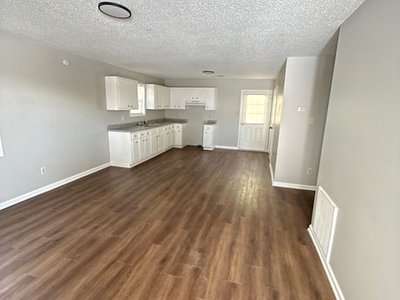 2nd image of 112 N Bond Ave #1