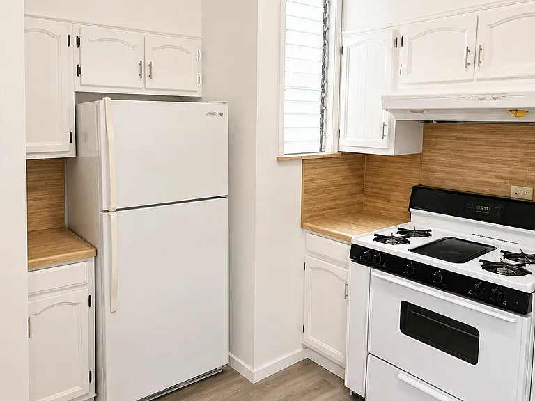 42 Wayne Pl #42 — Photo 7