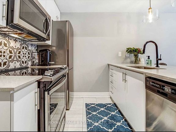 2nd image of 28 Fieldway Rd #66