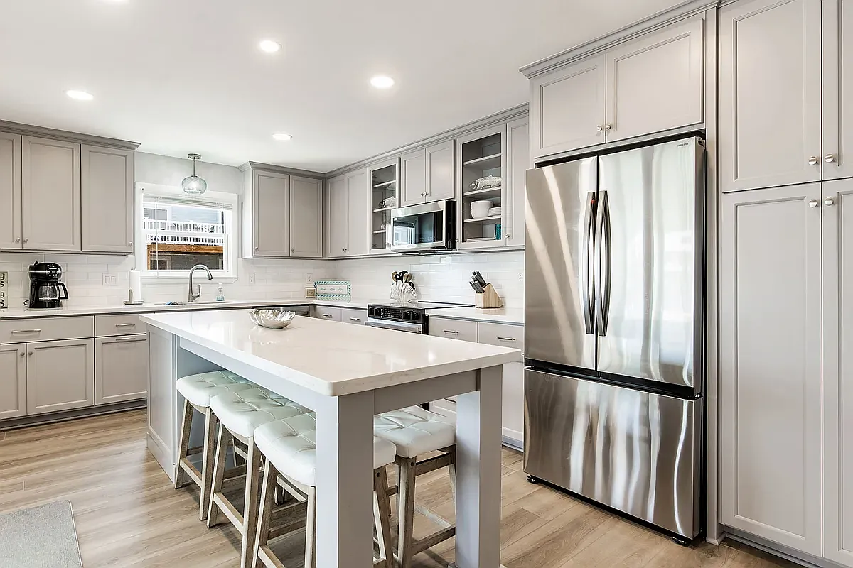2 bed, 2.5 bath, 1450 sqft, $3,500 — Photo 4