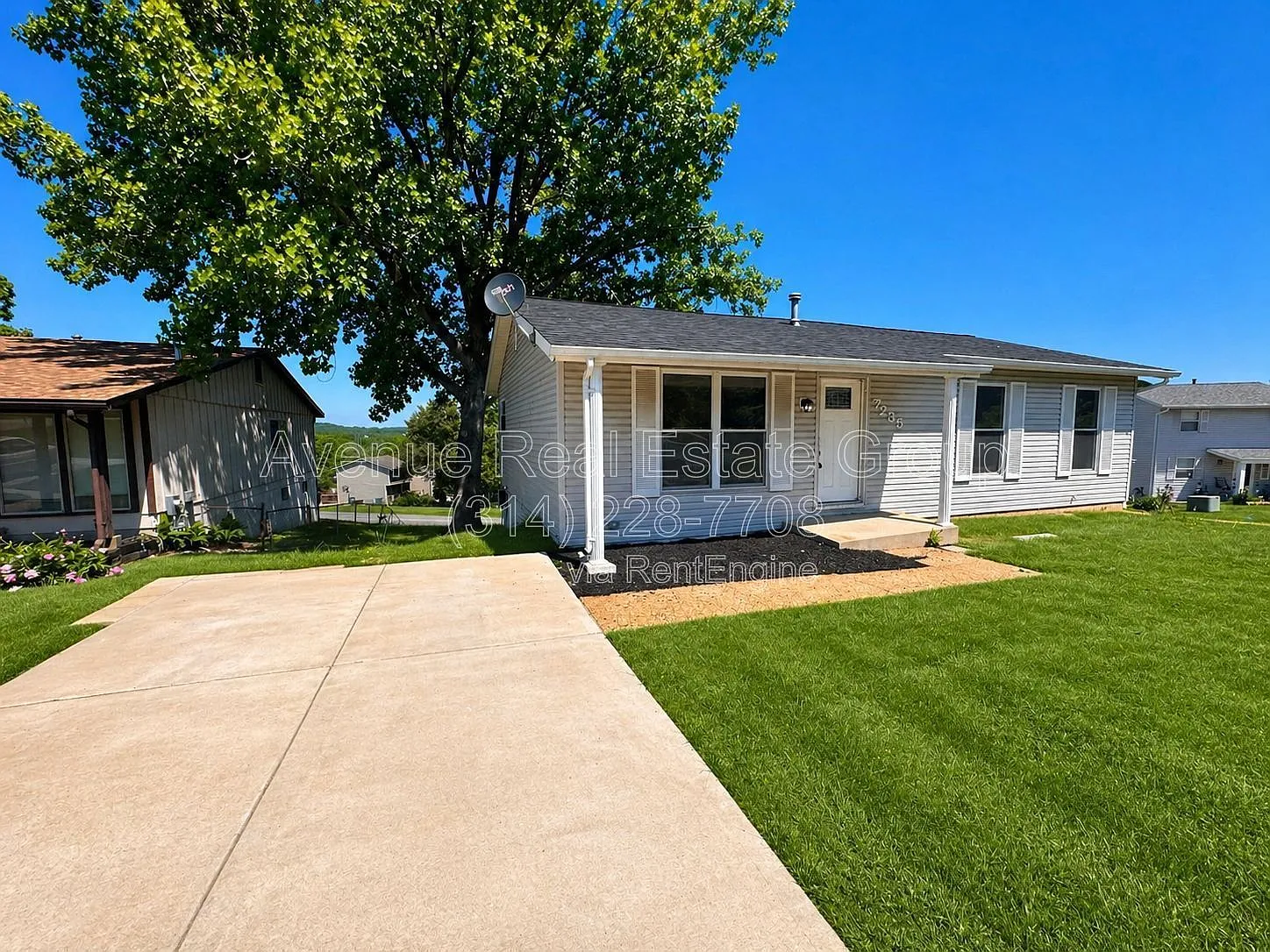 3 bed, 2.5 bath, 1040 sqft, $1,690 — Photo 2