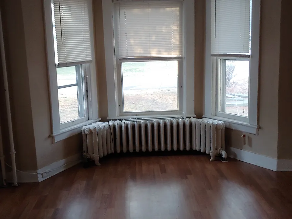 501 Delaware Ave #D