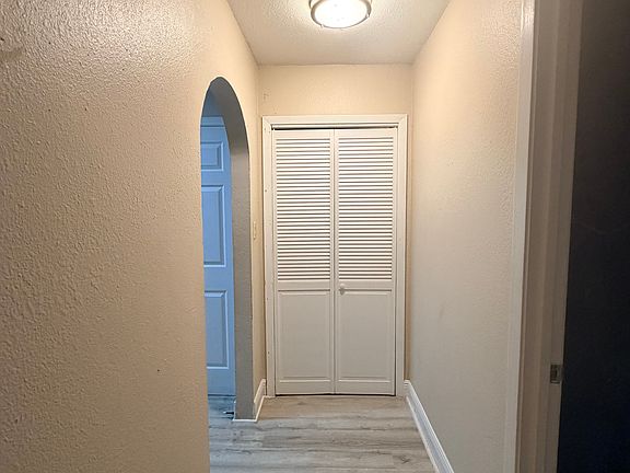 5th image of 118 Queen Anne Dr