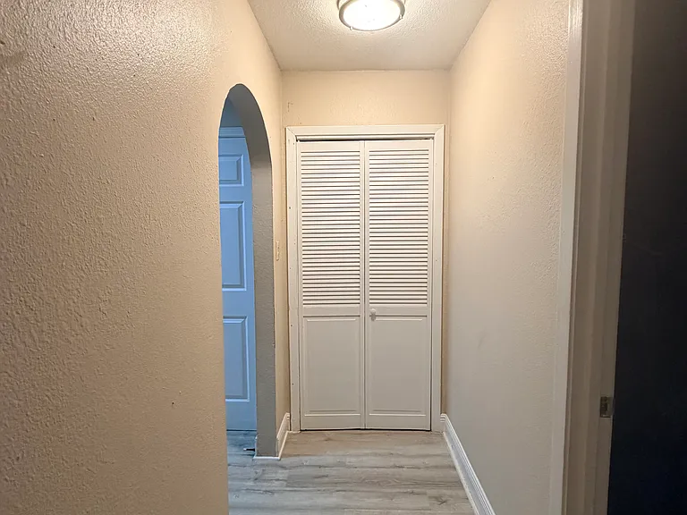 118 Queen Anne Dr — Photo 5