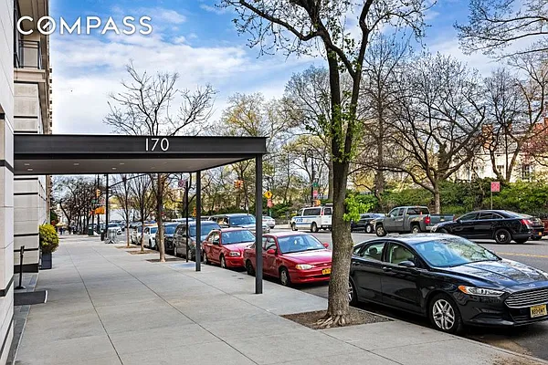 Rented by Compass | media 45