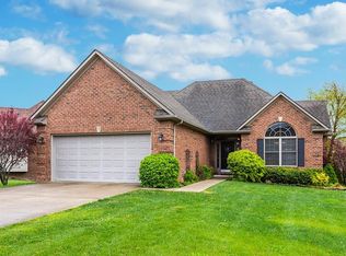 1037 Bay Colony Dr, Richmond, KY 40475
