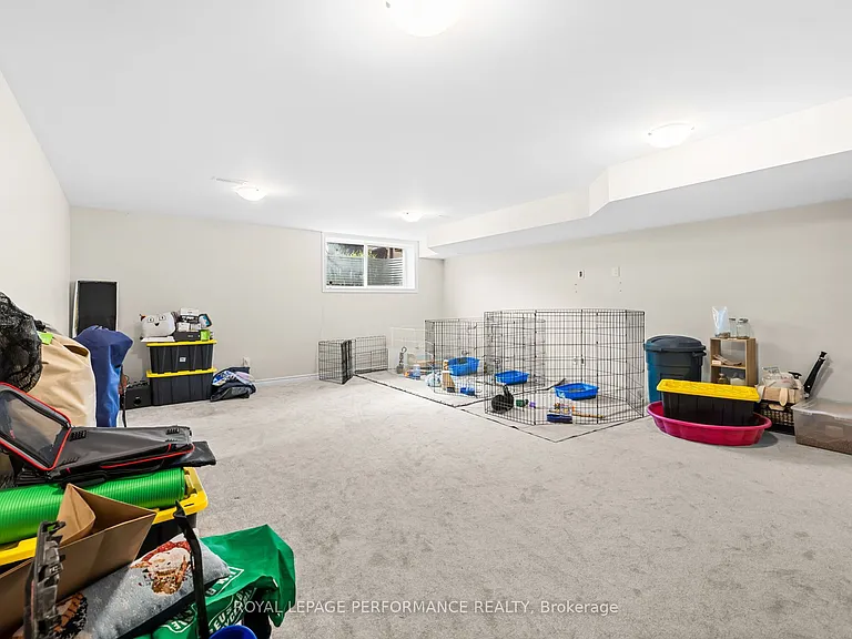 709 Namur St — Photo 24