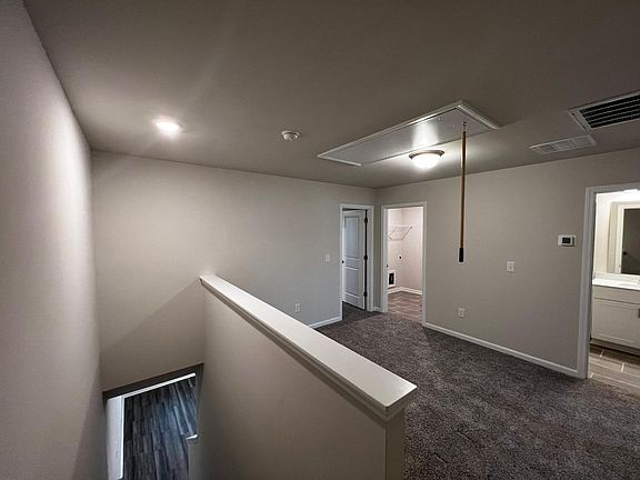 5th image of 216 Brook Farm Ln