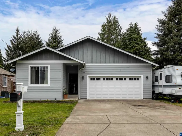 755 E Ash St, Lebanon, OR 97355