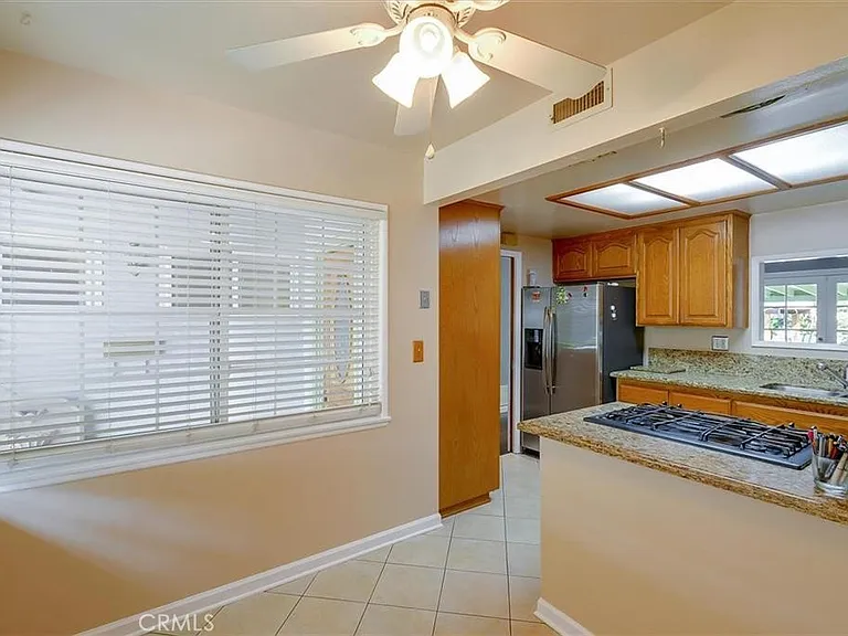 8512 Remmet Ave — Photo 11
