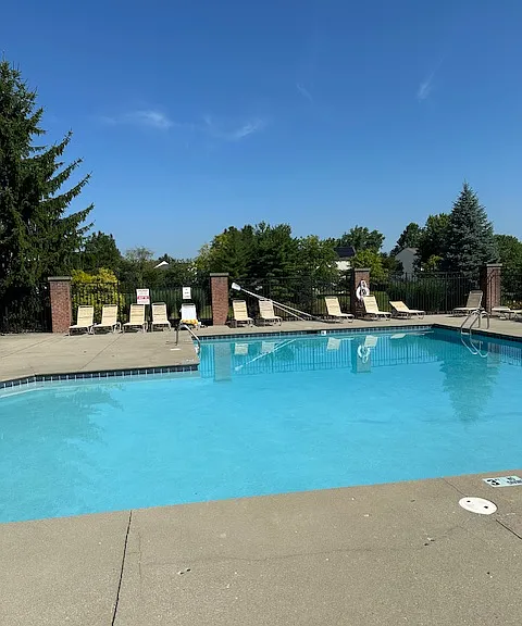 5810 Meadowview Dr — Photo 20