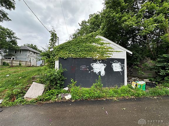 4th image of 31 Santa Clara Ave