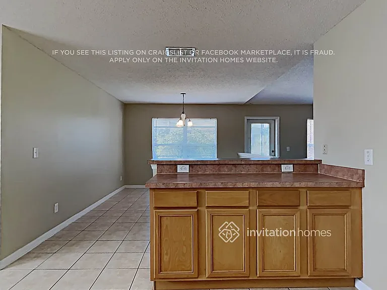 1266 N Ridge Blvd — Photo 9