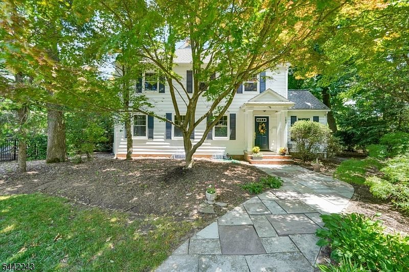 1st image of 183 Harding Rd