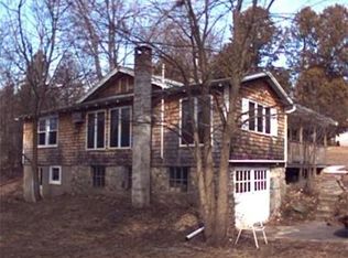 4 Shore Dr, Wayland, MA 01778